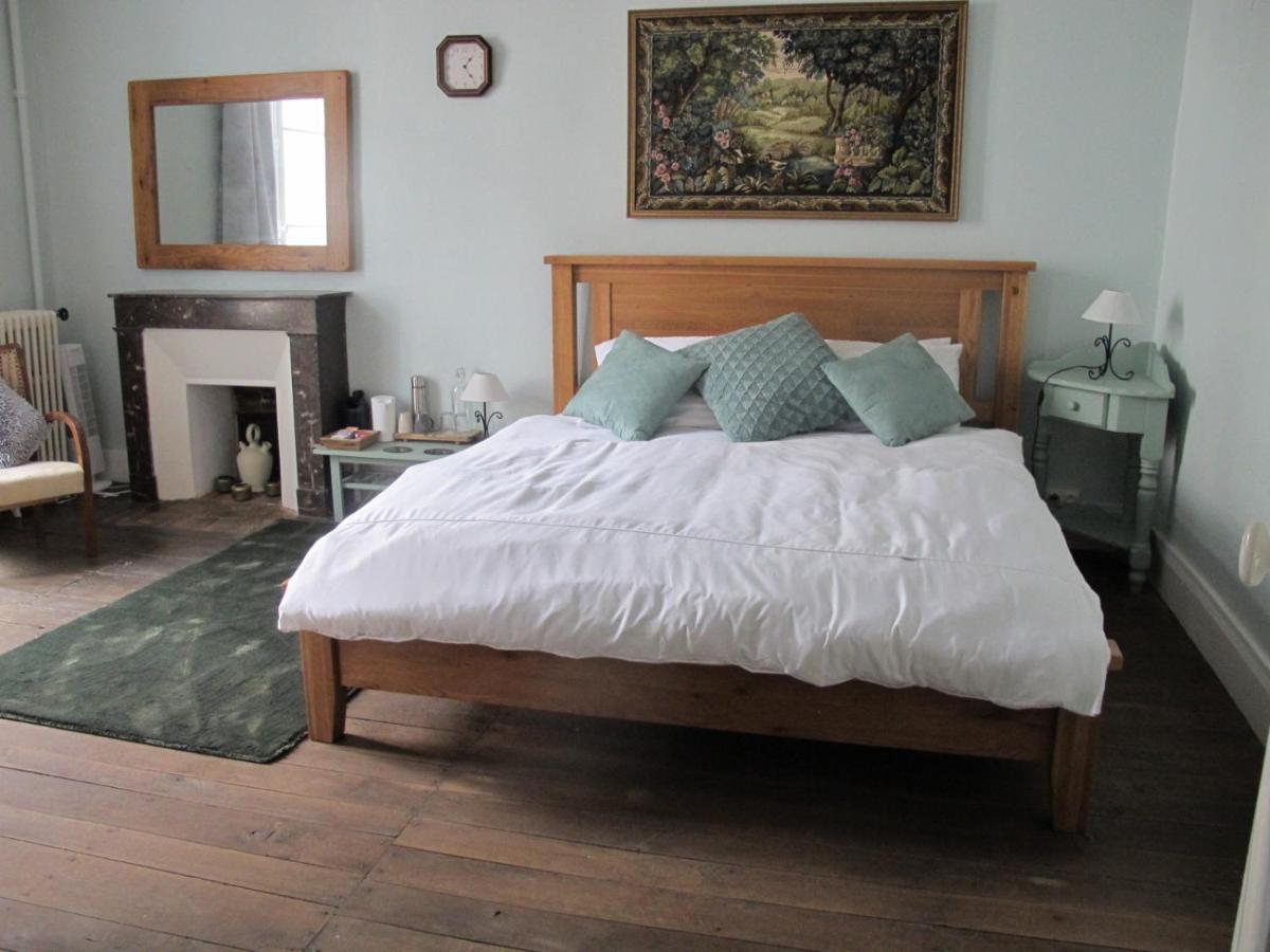Chezlola Bed & Breakfast Civray  Exterior foto